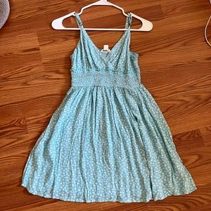 FOLLOW MY DEPOP @beaxsilva FOR CUTE VINTAGE/Y2K FINDS!